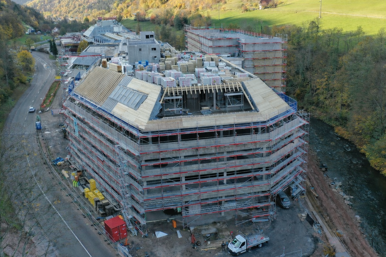 Gerüstbau Drohnenaufnahme